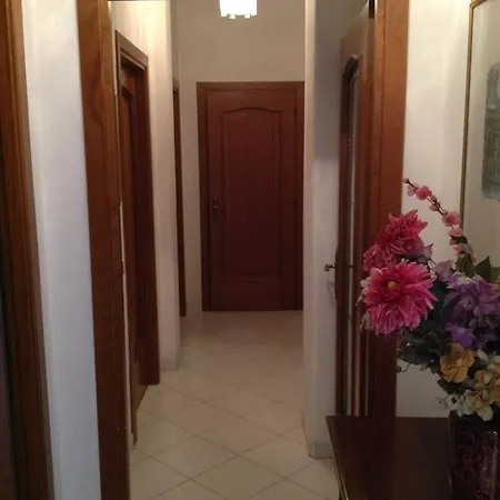 Mac Mahon 44 Guest house *